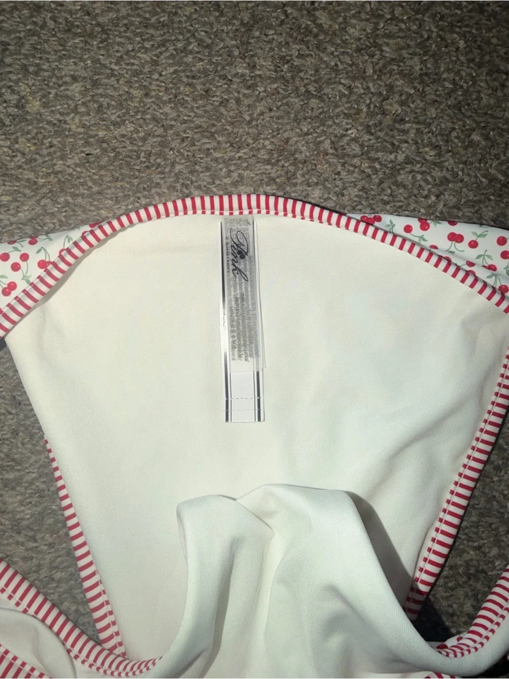 Frankies Bikinis nwt no